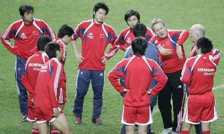 阿尔及利亚队球员回归国家集训，备战重要比赛