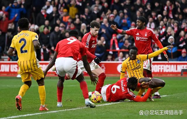 包含RB莱比锡主场战胜法兰克福，稳坐次席的词条