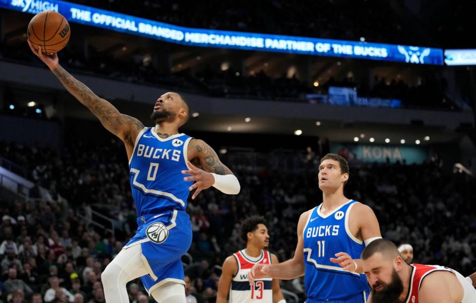 包含雄鹿队豪取关键胜利，挺进前列的词条