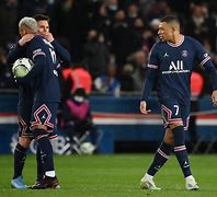 都靠着路斯主场战胜圣埃蒂安，得胜收官