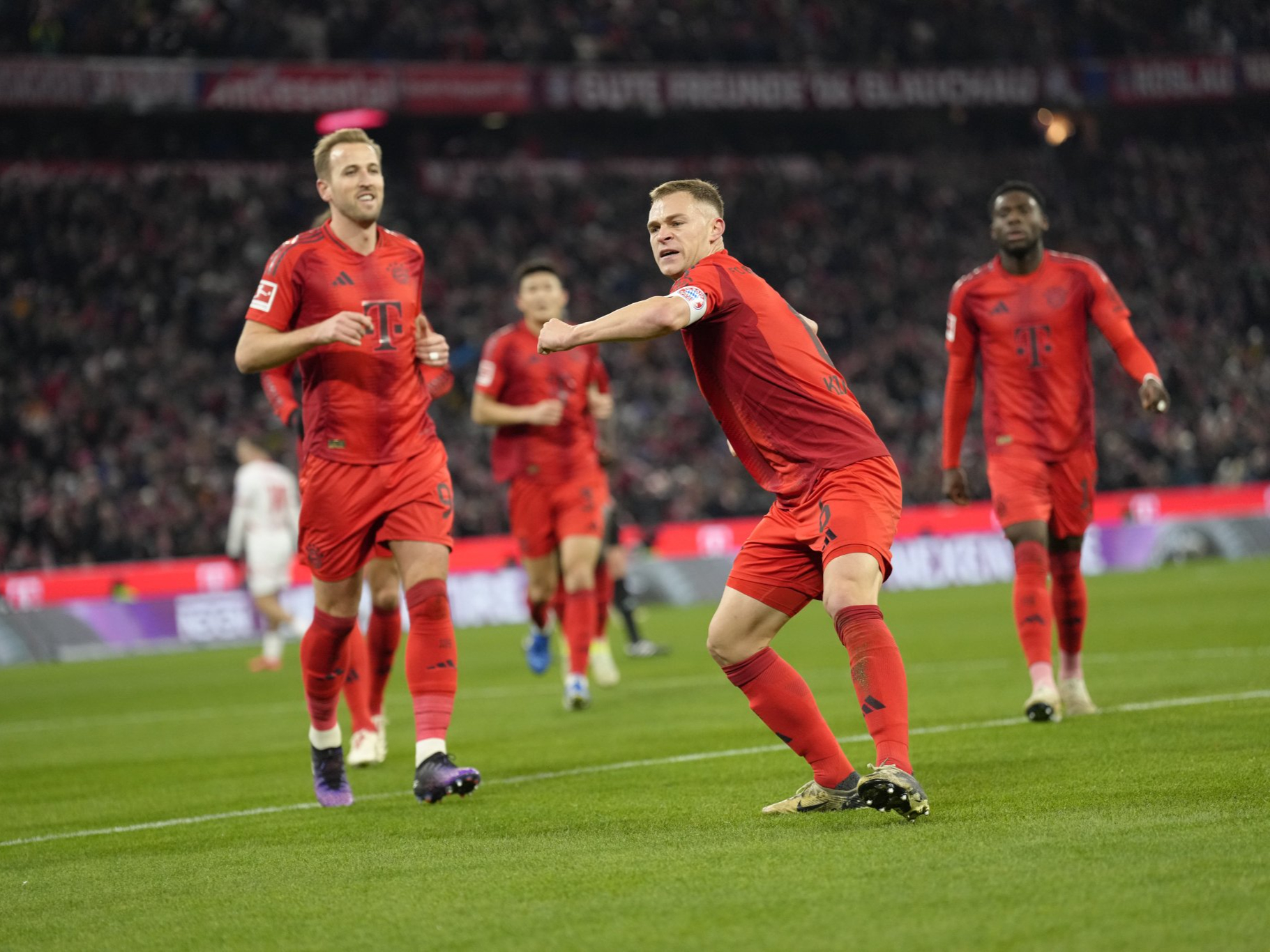 拜仁连续七连胜，在防守端展现优势促进积分榜领先的简单介绍