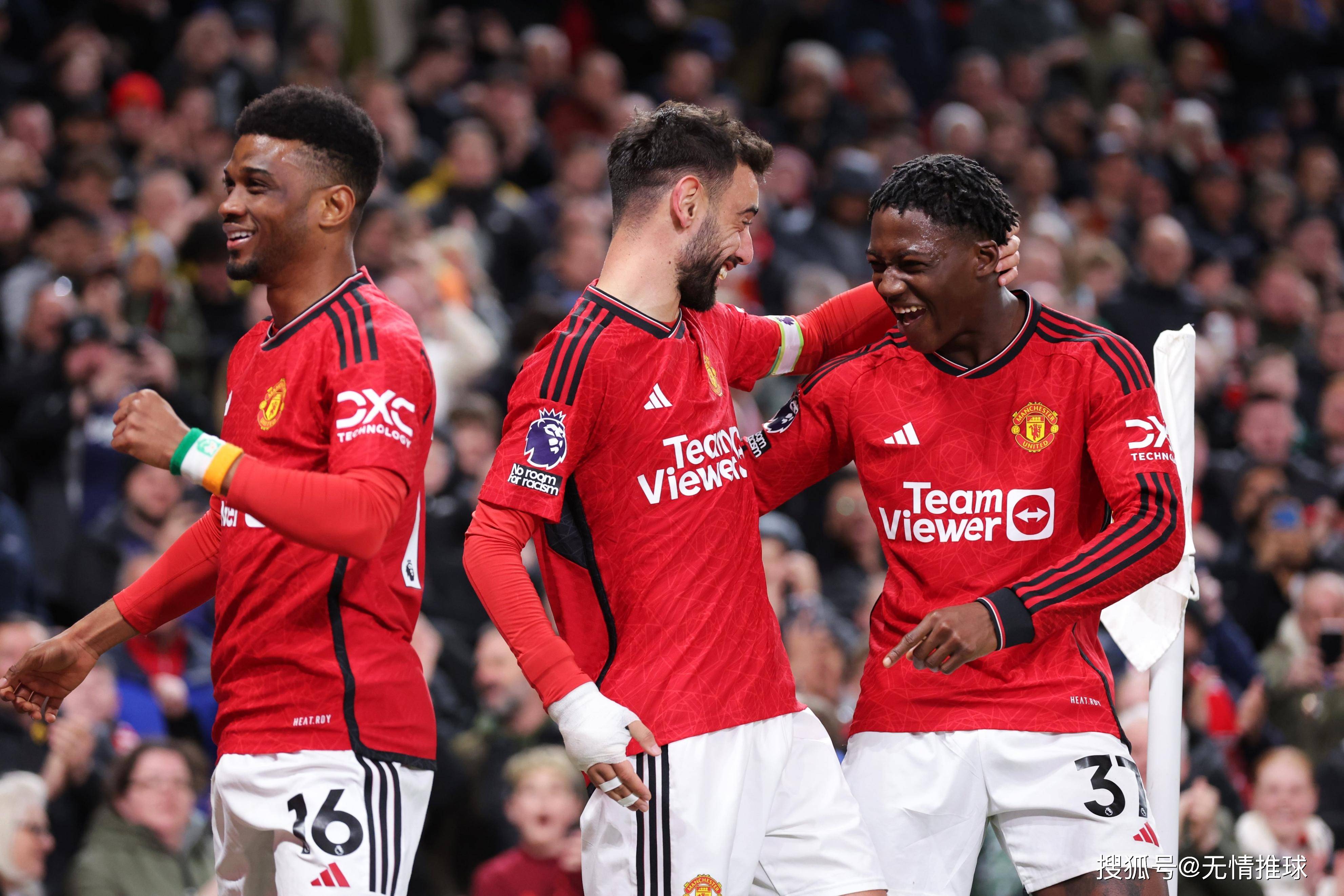 包含曼联新援表现出色，助球队赢得关键比赛的词条