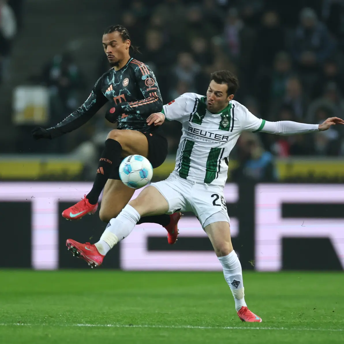 包含门兴格拉德巴赫表现出色，圣日耳曼难以应对的词条