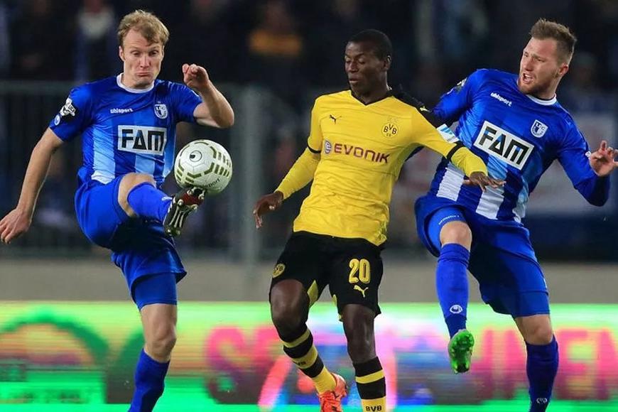 萨拉戈萨悲情登场，拉科鲁尼亚再进前八的简单介绍